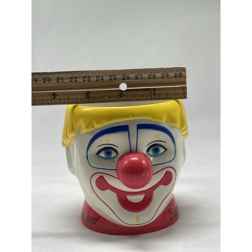 Vintage Ringling Bros and Barnum & Bailey Circus White CLOWN Plastic Mug Cup - Picture 8 of 9